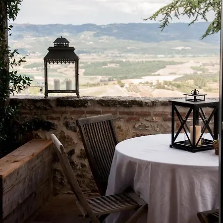 Aparthotel Borgo Montefreddo Toscana *